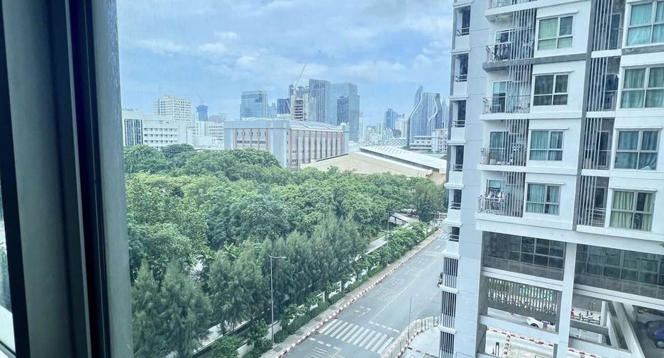 For rent 1 bed condo in Pathum Wan, Bangkok