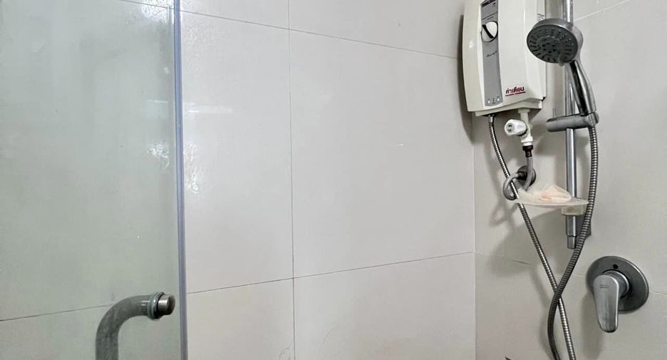 For rent 1 bed condo in Pathum Wan, Bangkok