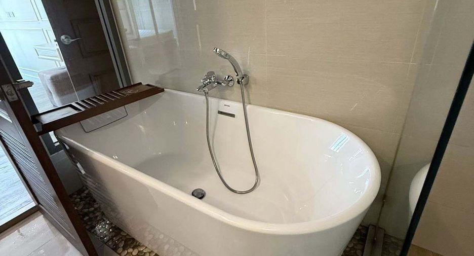 For sale and for rent 1 bed condo in Huai Khwang, Bangkok