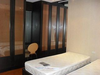 For rent 2 bedrooms condo in Pathum Wan, Bangkok