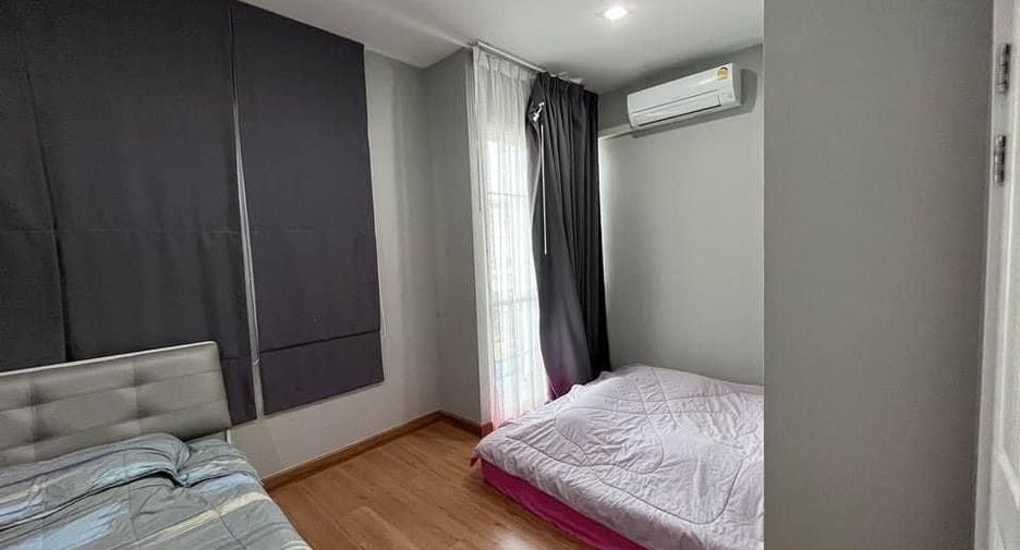 For sale 3 bedrooms townhouse in Bueng Kum, Bangkok