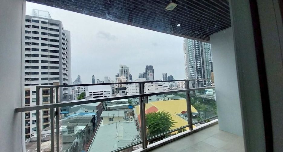 À louer 2 chambres condo à Khlong Toei, Bangkok