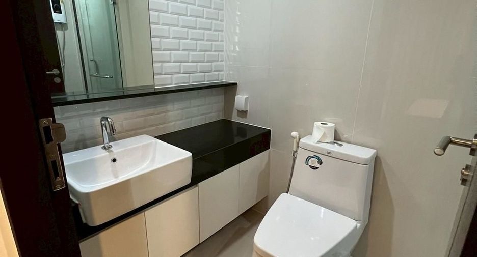 Wohnung zum Kauf mit 1 Zimmer in Pathum Wan, Bangkok