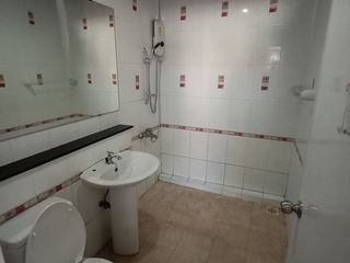 For sale and for rent 3 bedrooms townhouse in Yan Nawa, Bangkok