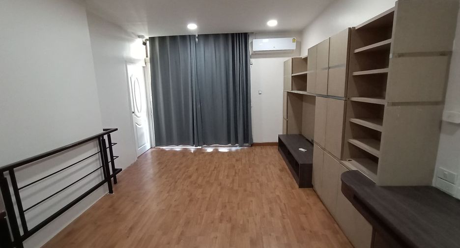 For sale and for rent 3 bedrooms townhouse in Yan Nawa, Bangkok