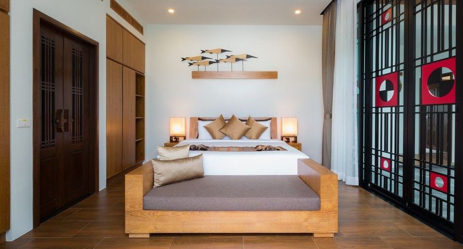 For rent 3 bedrooms villa in Mueang Phuket, Phuket