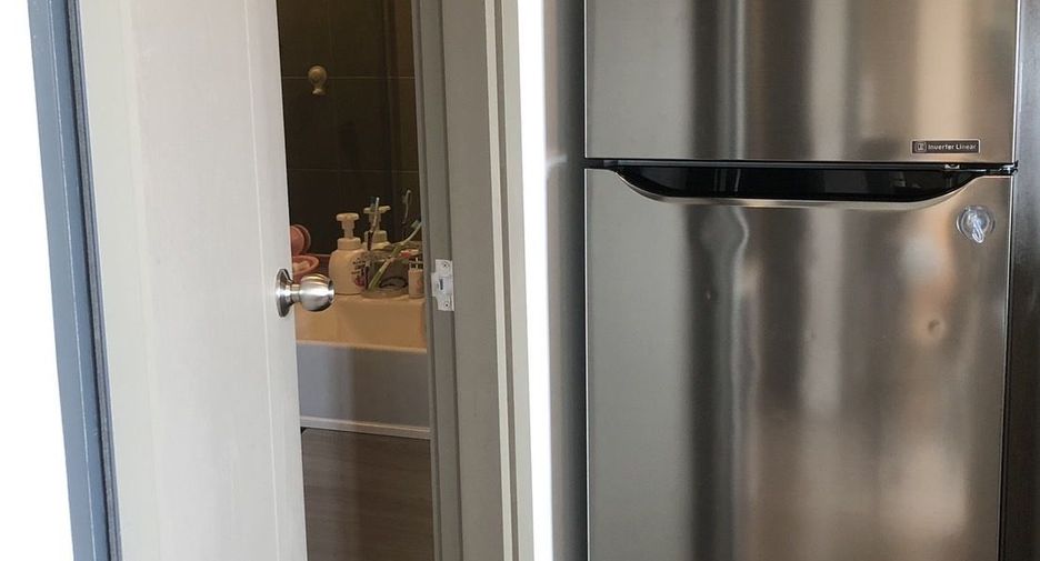 Condo en venta y en alquiler de 2 habitaciones en Bang Na, Bangkok