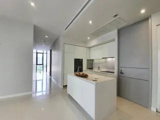 Condo en venta de 2 habitaciones en Khlong Toei, Bangkok
