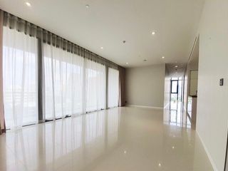 Condo en venta de 2 habitaciones en Khlong Toei, Bangkok