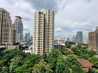 Condo en venta de 2 habitaciones en Khlong Toei, Bangkok
