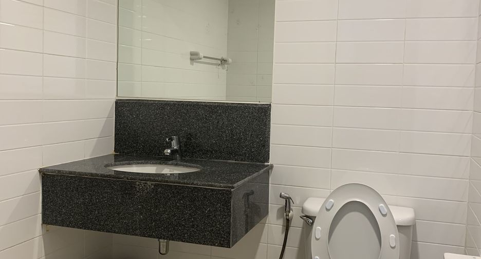 For sale 1 bed condo in Phasi Charoen, Bangkok