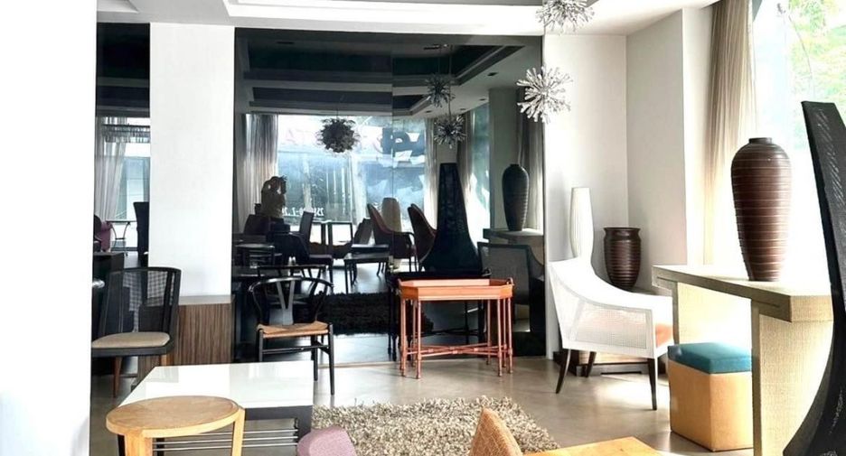 For rent 1 bed retail Space in Watthana, Bangkok