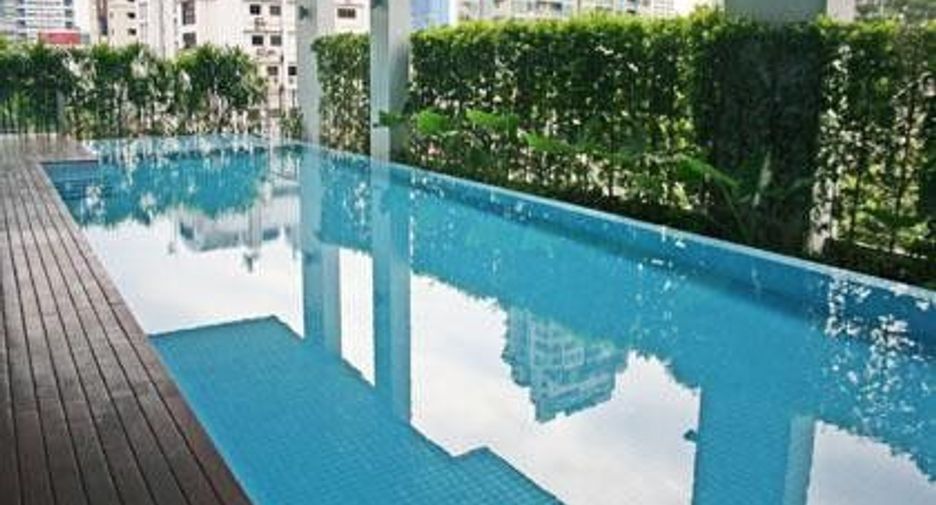 For rent 2 bedrooms condo in Watthana, Bangkok