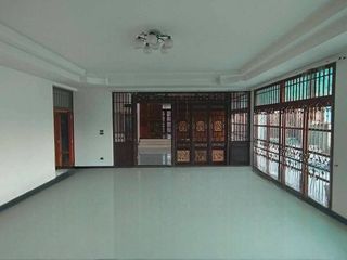 Villa zum Kauf mit 7 Zimmer in Mueang Phuket, Phuket