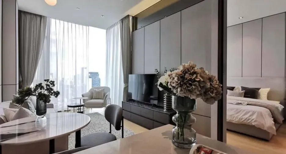 For rent 1 bed condo in Pathum Wan, Bangkok