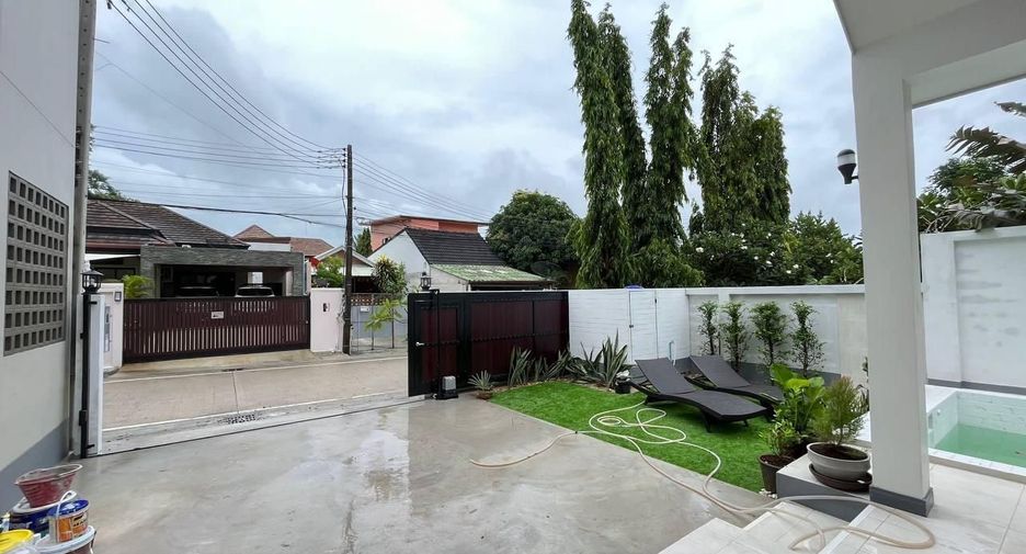For sale 2 bedrooms villa in Mueang Phuket, Phuket
