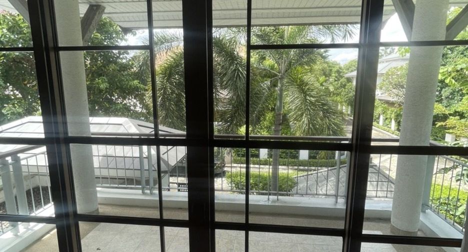 For rent 5 bedrooms house in Suan Luang, Bangkok