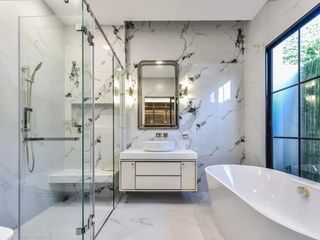 For rent 4 bedrooms house in Taling Chan, Bangkok