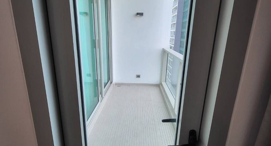 Condo en venta de 1 habitaciones en Sathon, Bangkok