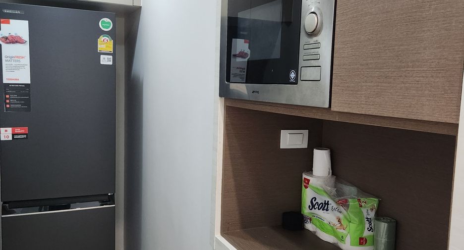 For rent 2 bedrooms condo in Thon Buri, Bangkok