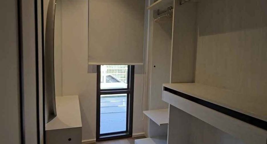 Condo en alquiler de 2 habitaciones en Pathum Wan, Bangkok