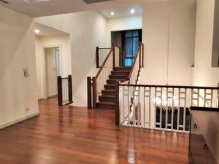 Haus zur Miete mit 4 Zimmer in Watthana, Bangkok