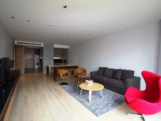For rent 2 bedrooms apartment in Watthana, Bangkok