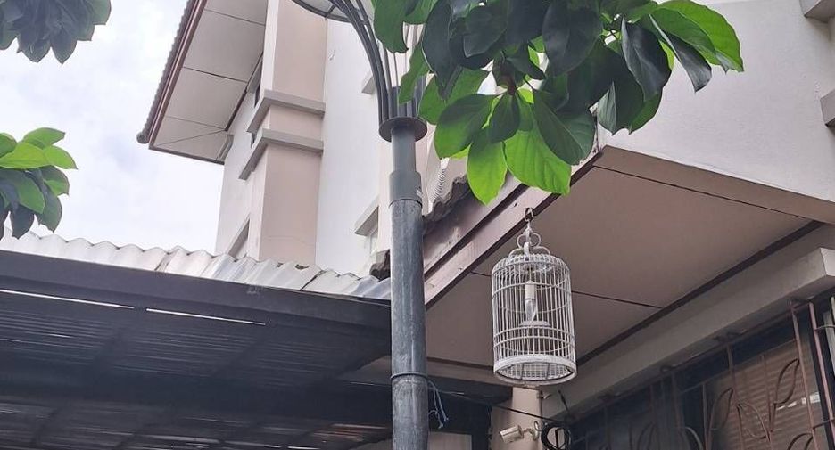 For sale 5 bedrooms house in Chatuchak, Bangkok