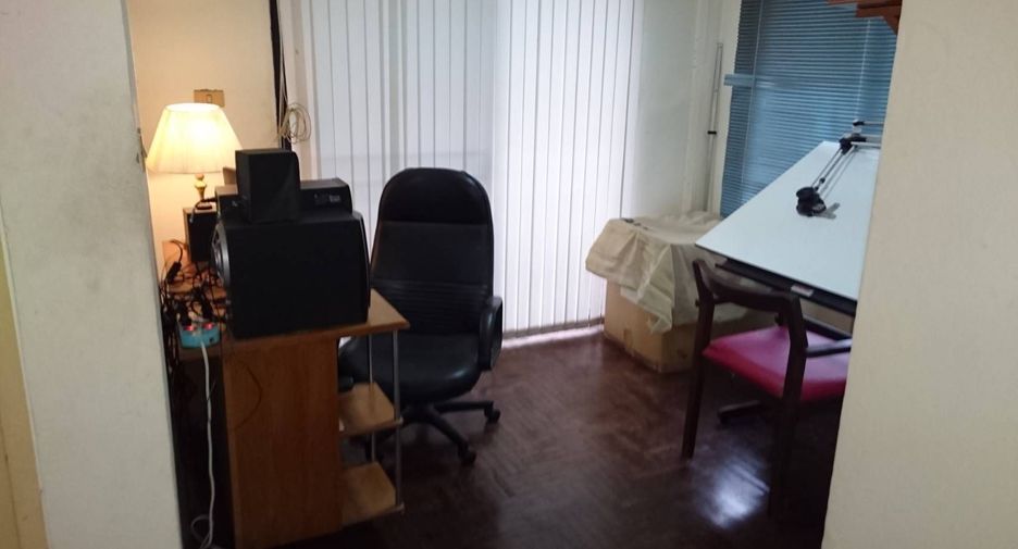 For sale 5 bedrooms house in Chatuchak, Bangkok