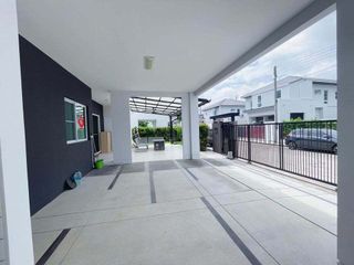 For sale and for rent 4 bedrooms house in Mueang Phuket, Phuket