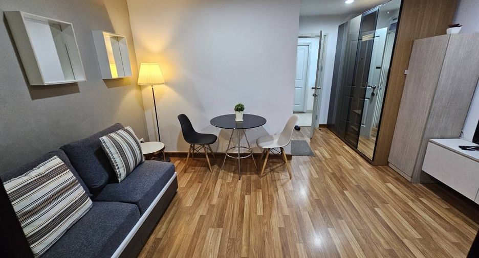 Wohnung zum Kauf und zur Miete mit 1 Zimmer in Phra Khanong, Bangkok