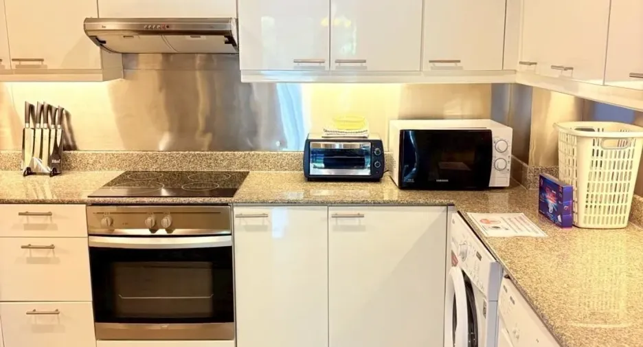 For rent 3 bedrooms apartment in Pathum Wan, Bangkok