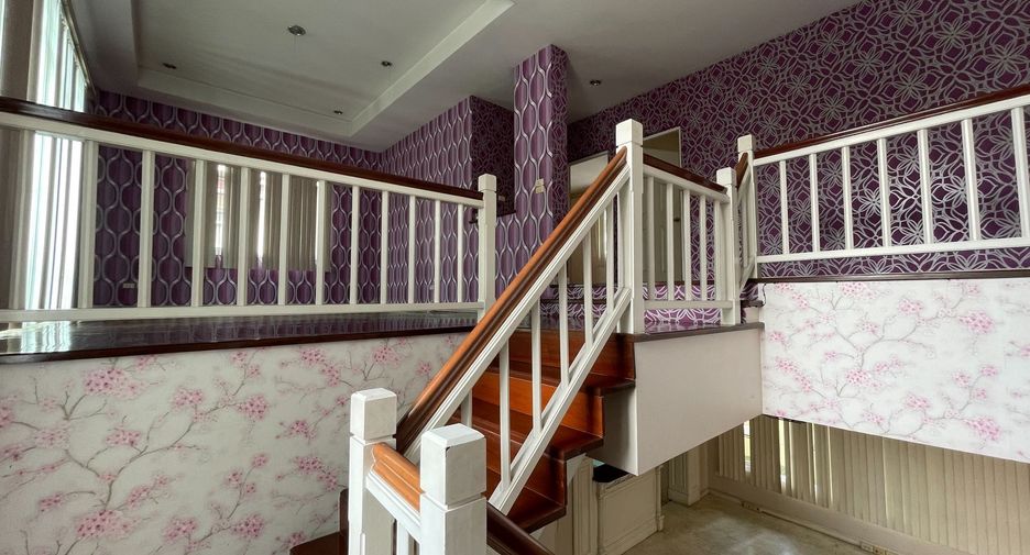 Haus zum Kauf und zur Miete mit 3 Zimmer in Lat Krabang, Bangkok