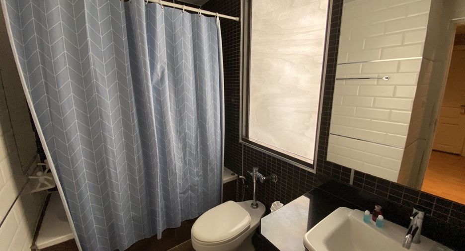 For rent 1 bed apartment in Khlong Toei, Bangkok