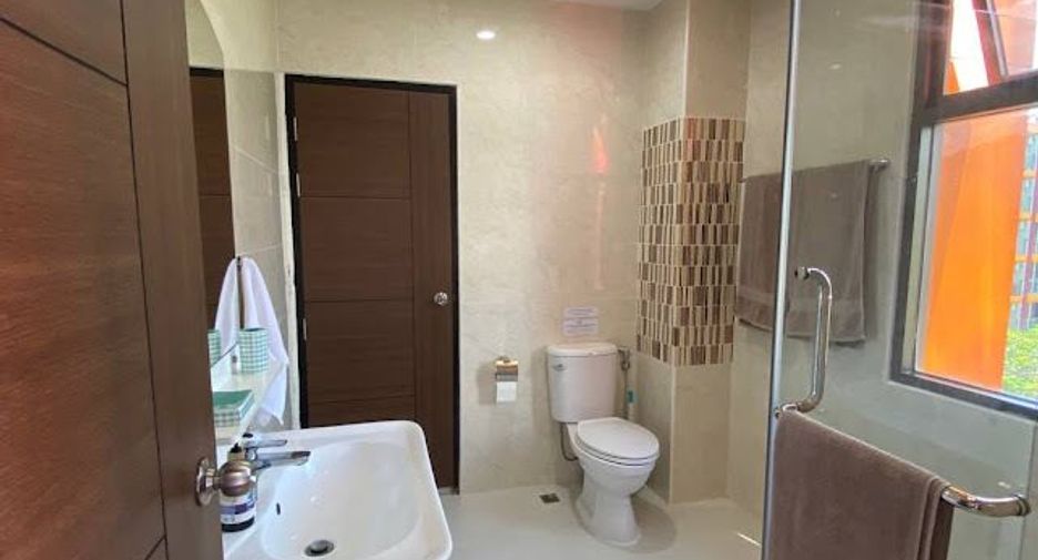 For sale 2 bedrooms apartment in Mueang Phuket, Phuket