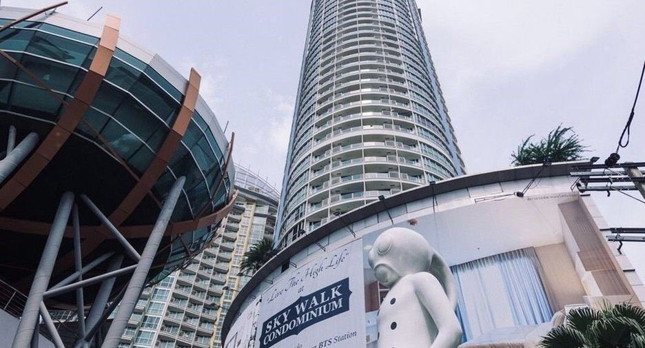 Condo en venta y en alquiler de 2 habitaciones en Khlong Toei, Bangkok