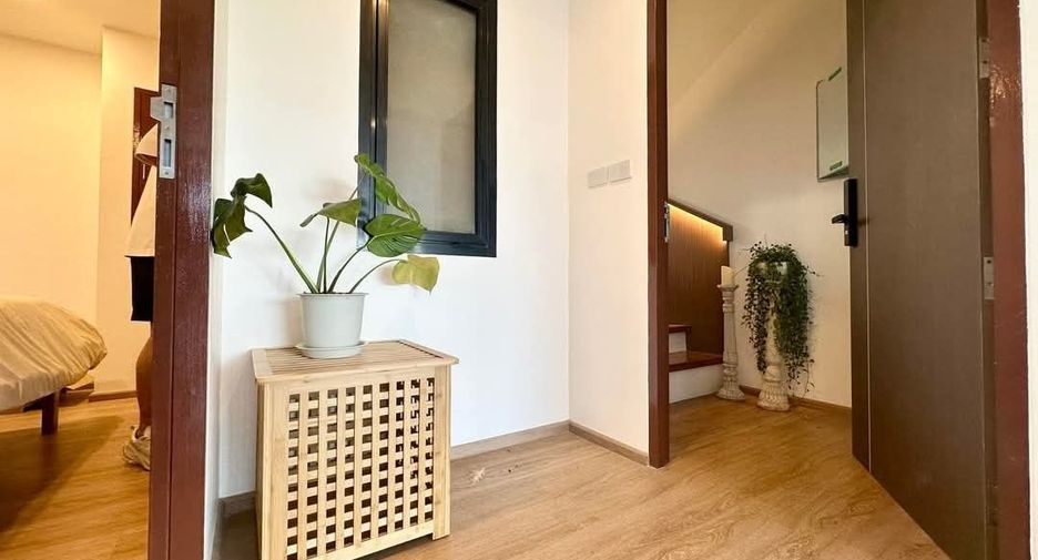 For sale and for rent 4 bedrooms villa in Mueang Phuket, Phuket