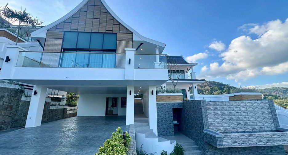 For sale and for rent 4 bedrooms villa in Mueang Phuket, Phuket