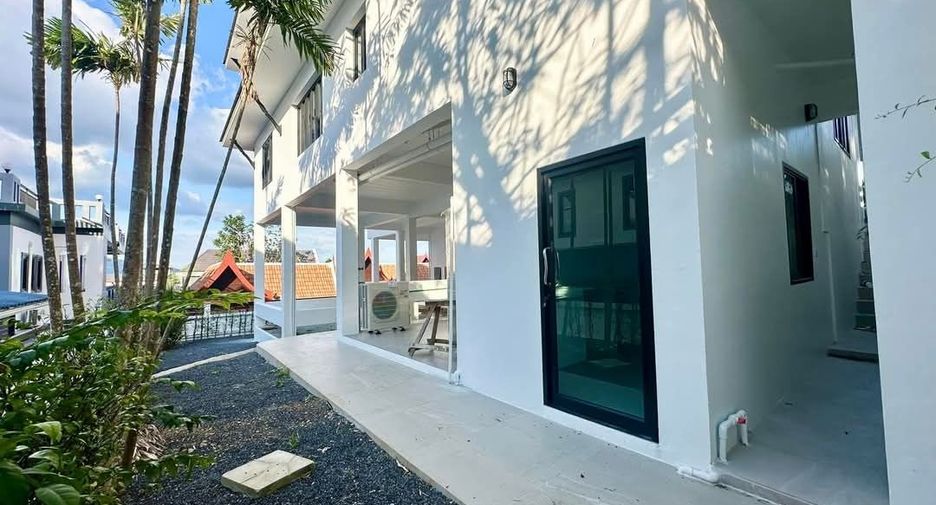 For sale and for rent 4 bedrooms villa in Mueang Phuket, Phuket