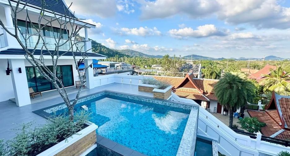 For sale and for rent 4 bedrooms villa in Mueang Phuket, Phuket