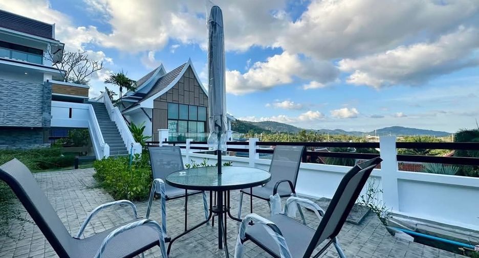 For sale and for rent 4 bedrooms villa in Mueang Phuket, Phuket