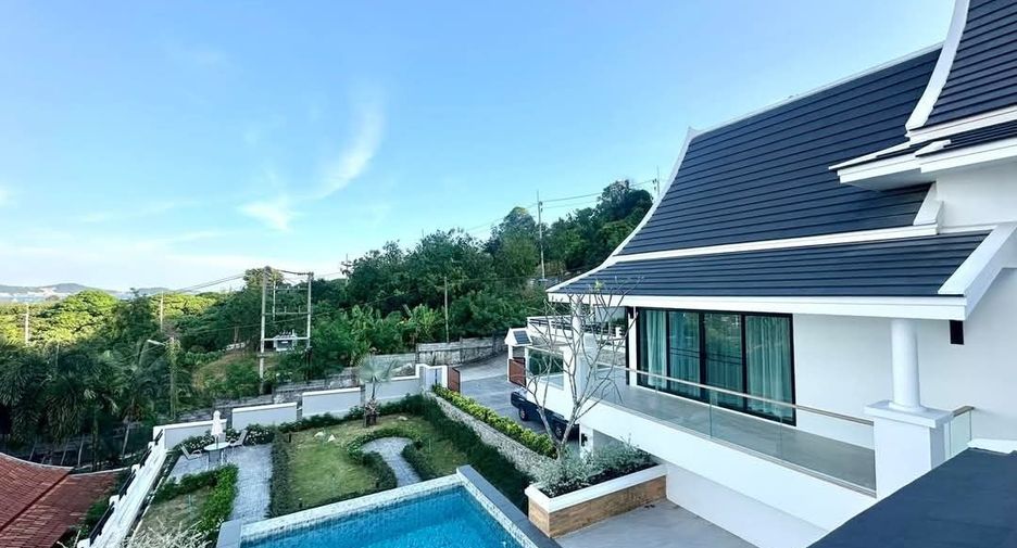 For sale and for rent 4 bedrooms villa in Mueang Phuket, Phuket