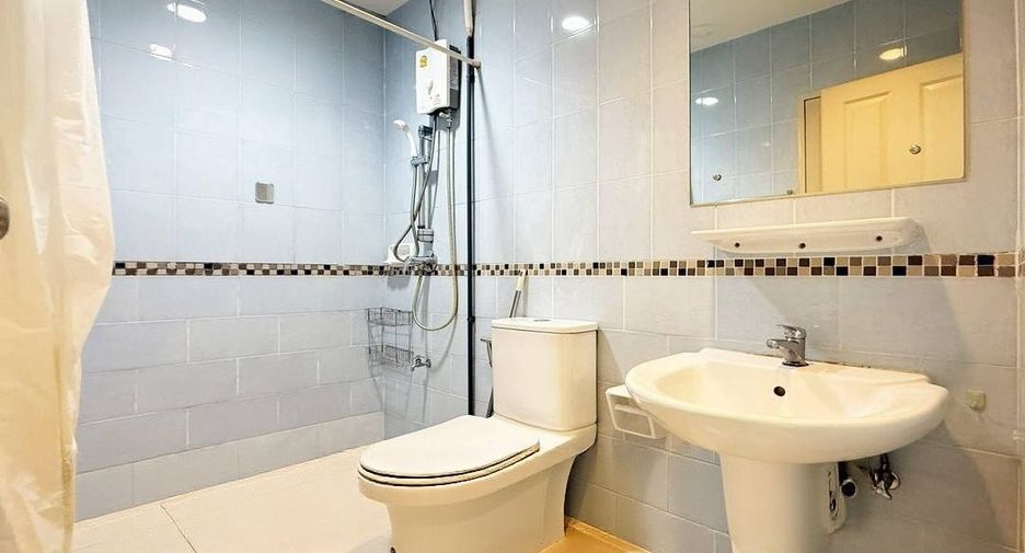 Reihenhaus zur Miete mit 3 Zimmer in Prawet, Bangkok