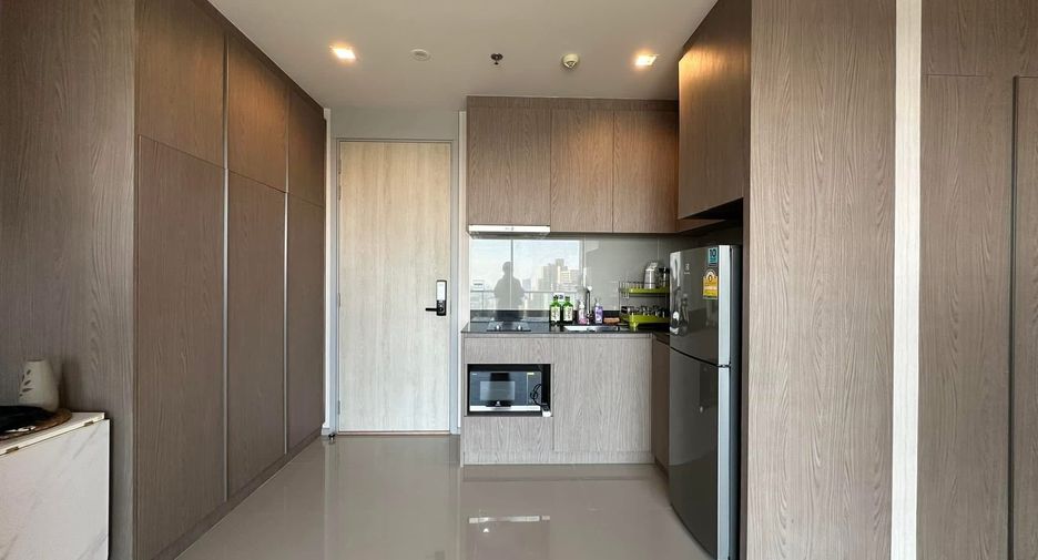 À louer 2 chambres condo à Phaya Thai, Bangkok