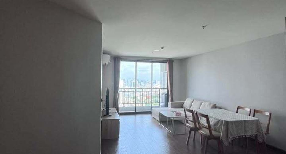 For rent 2 bedrooms condo in Huai Khwang, Bangkok