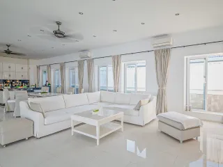 For sale 2 bedrooms villa in Thalang, Phuket