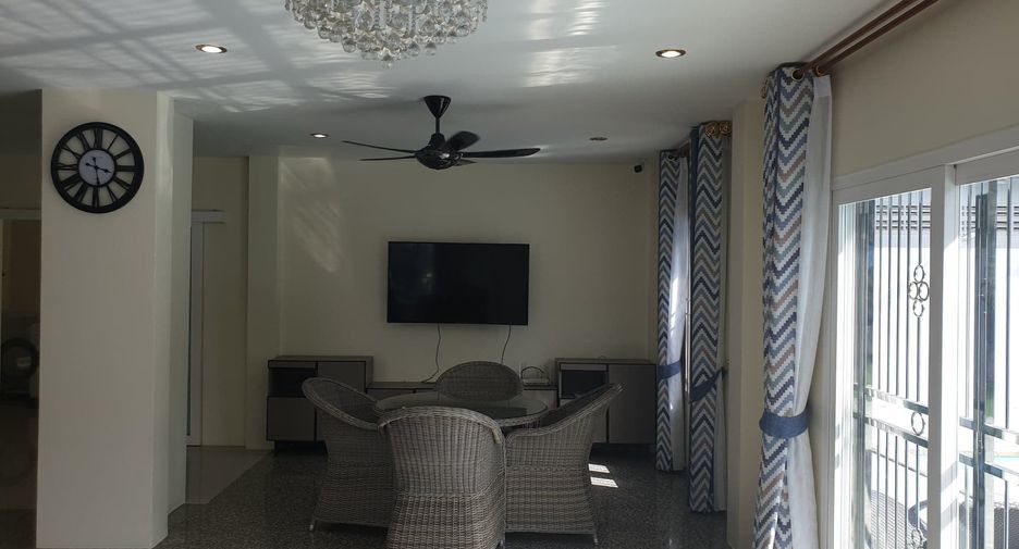 Casa en alquiler de 3 habitaciones en Kathu, Phuket