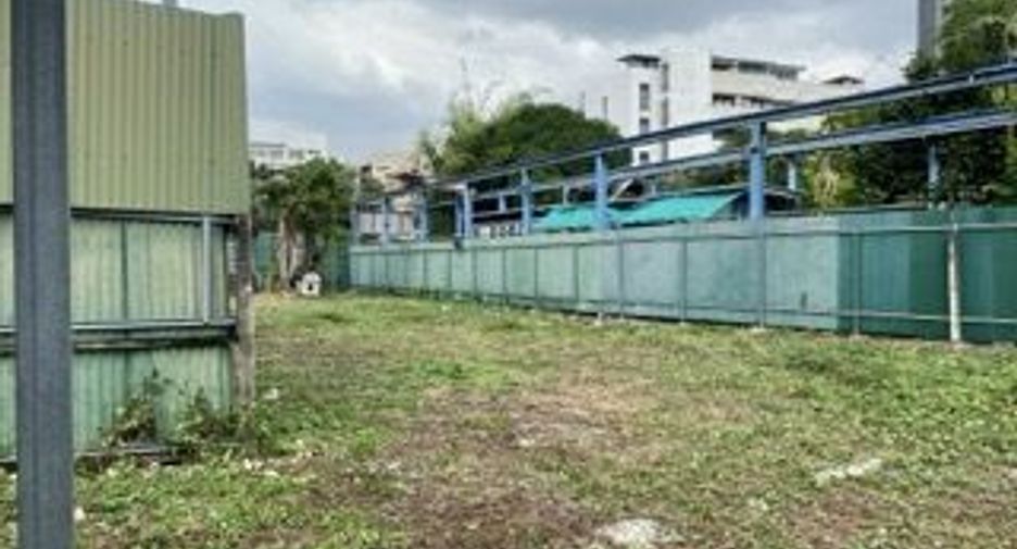 For sale land in Khlong Toei, Bangkok