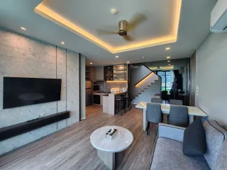 Продажа и аренда 3 спальни кондо в Катху, Пхукет
