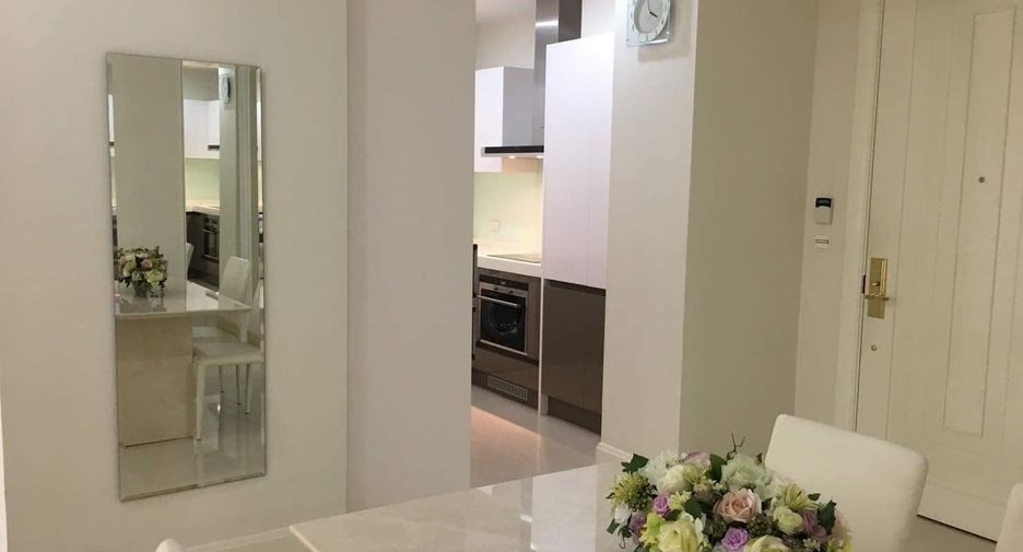 Condo en alquiler de 2 habitaciones en Pathum Wan, Bangkok